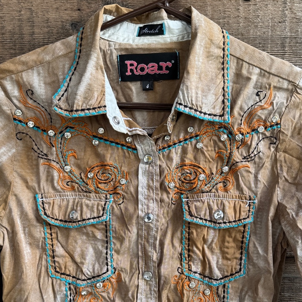 Roar Tan and Blue Embroidered Women’s Shirt - Picture 2 of 5